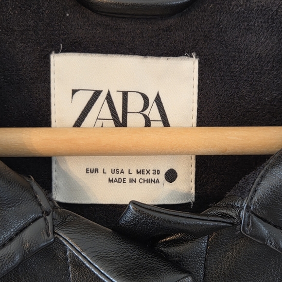 Zara Women's Faux Leather Oversize Cropped Button Down Shirt Black Size Large - Picture 9 of 12